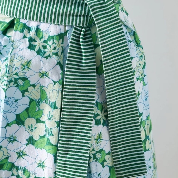 NWT Anthropologie Lyla Half Apron Blue Floral - Picture 3 of 3